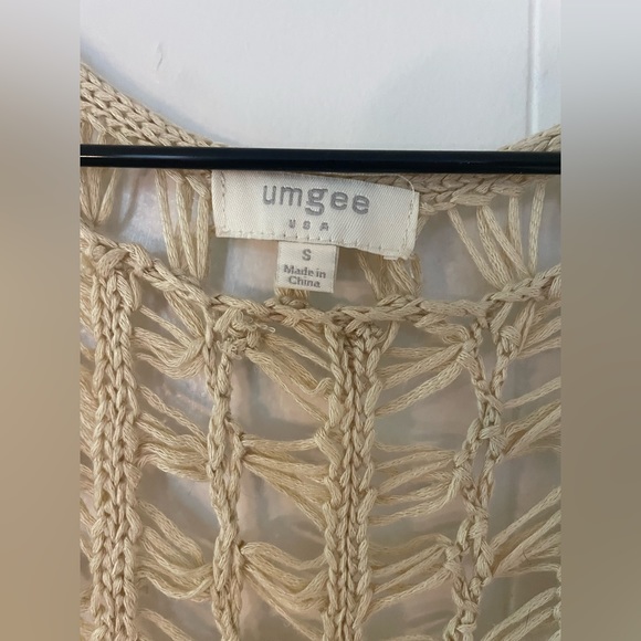 Umgee Crochet Fringe Cream and Tan Open Vest (S) - Picture 3 of 8